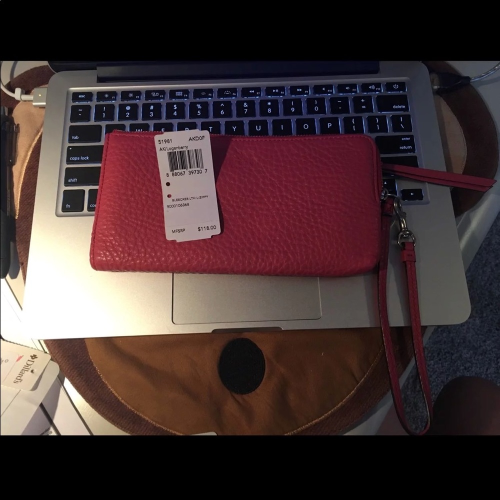 Coach Wallace/wristlet